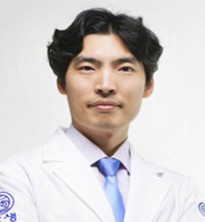 유영진 원장