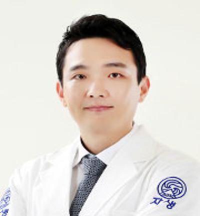 조우근 원장